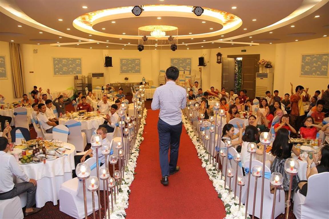 76e2c03eaaf346ad1fe2 (1)